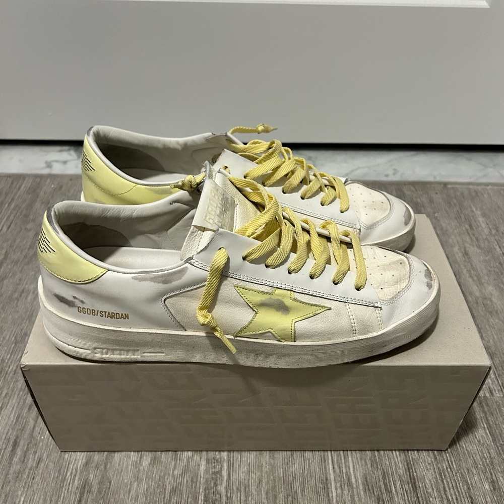 GOLDEN GOOSE MENS SNEAKERS